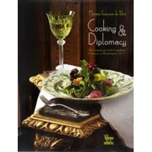 Portada del libro COOKING & DIPLOMACY Autor ESPINOSA SILVA, MARIANA DE